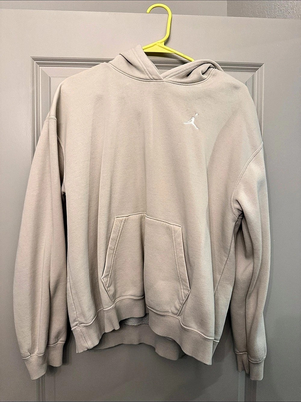 Jordan Essentials Fleece Pullover Hoodie Men's Gray Medium